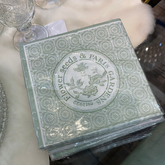 Napkins green with pattern